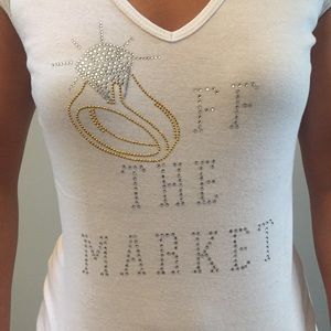“Off the Market” tee